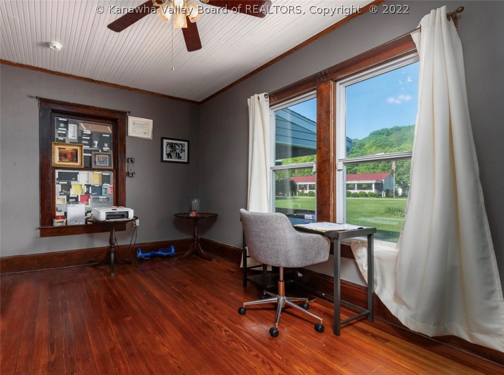 4038 Lower Falls Road St. Albans, WV 25177 - Photo 13 of 24 First floor office space