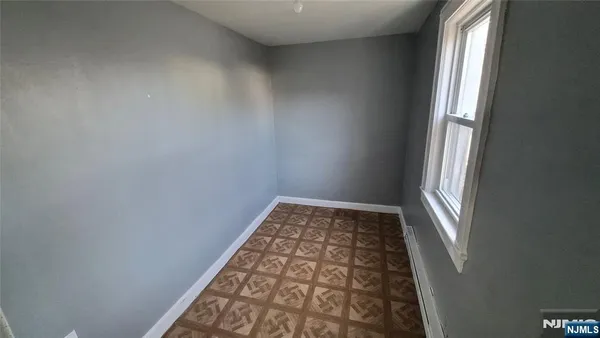 $1,575 | 309 Hudson Street, Hackensack, NJ 07601