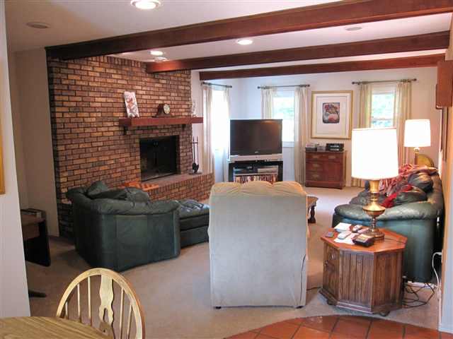 7424 North Mount Hawley Road Peoria, IL 61614 - Photo 5 of 8 Gallery Image 5