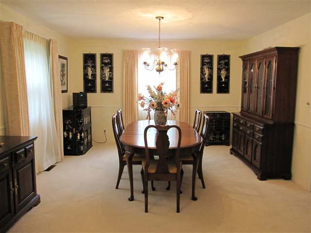 7424 North Mount Hawley Road Peoria, IL 61614 - Photo 6 of 8 Gallery Image 6