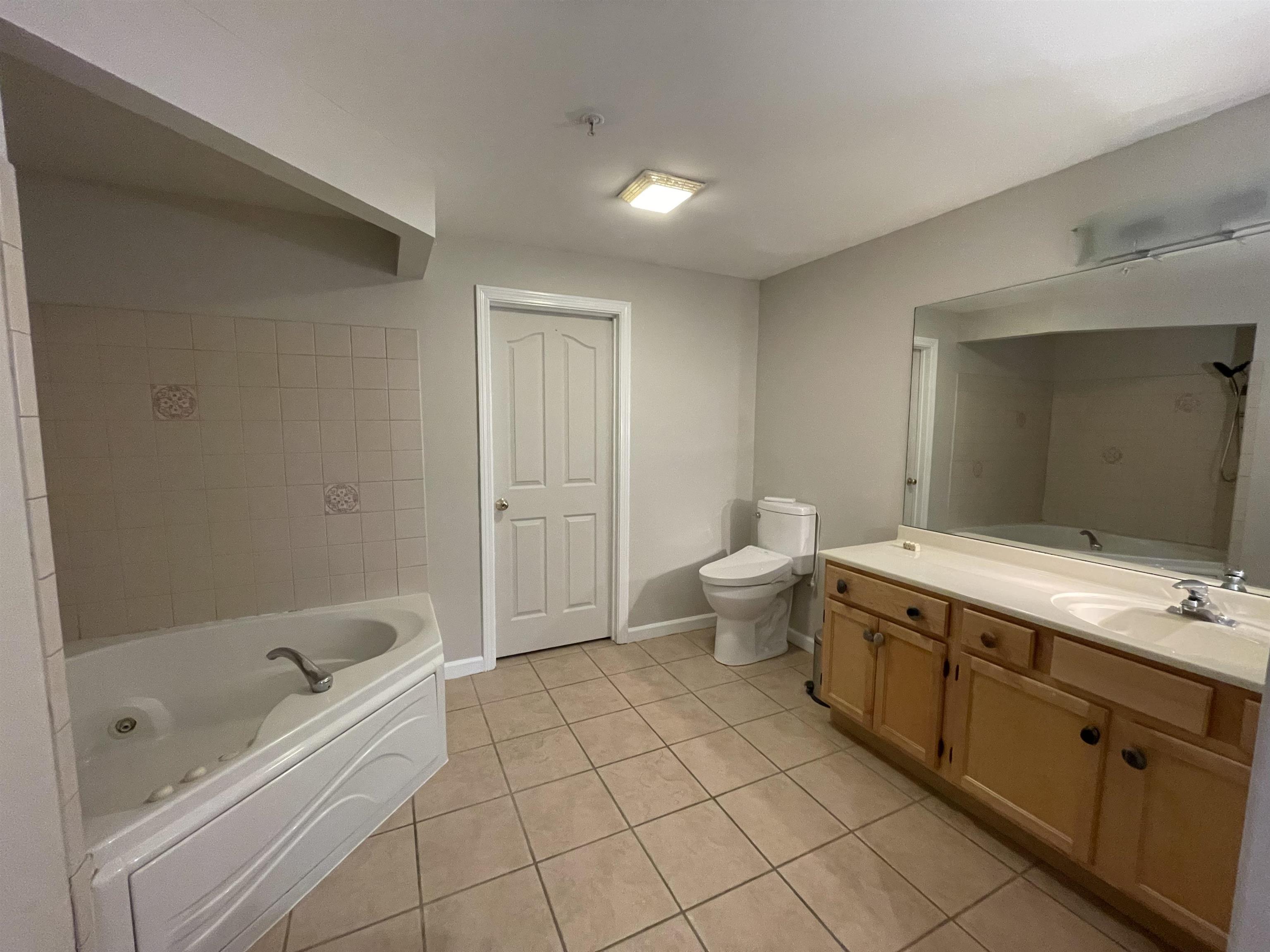 7 Claire Point Road Burlington, VT 05408 - Photo 11 of 20 Gallery Image 11