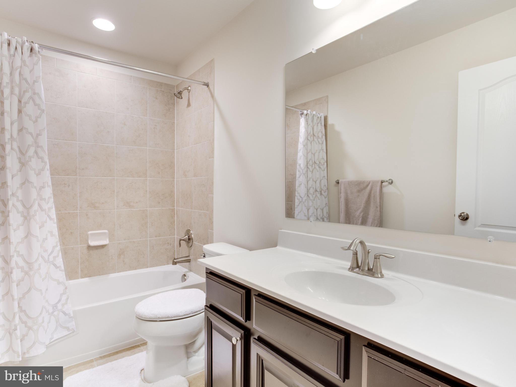 1051 Red Clover Road Gambrills, MD 21054 - Photo 22 of 30 Bath