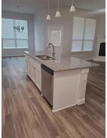 $2,300 | 337 Eagle Ridge Road, Forney, TX 75126