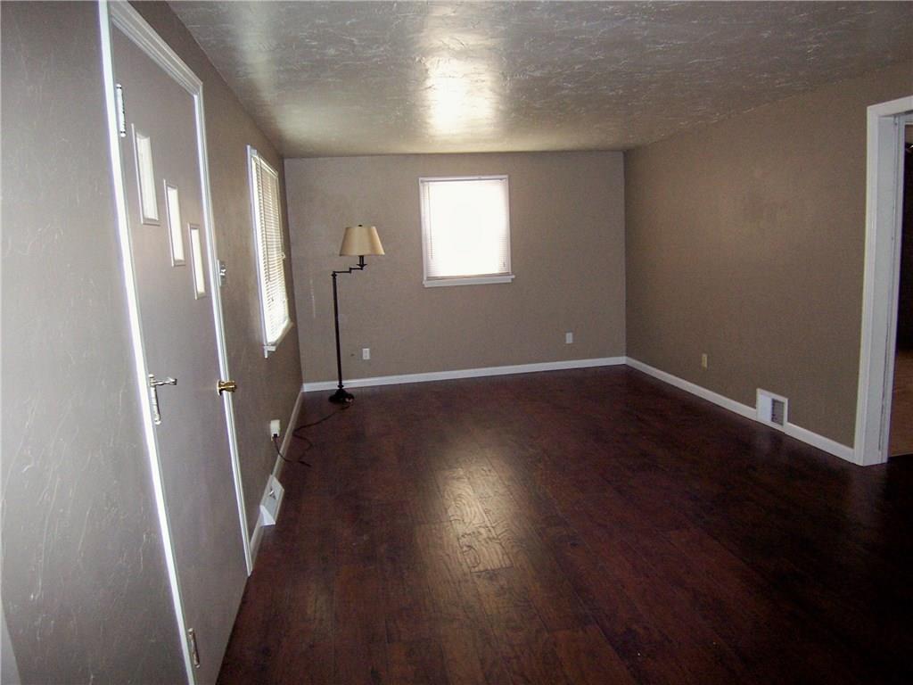2090 Guffey Road North Huntingdon, PA 15642 - Photo 6 of 11 LIVING ROOM