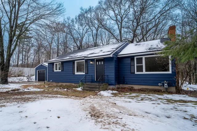 $360,000 | 3770 Farr Road, Fruitport, MI 49415