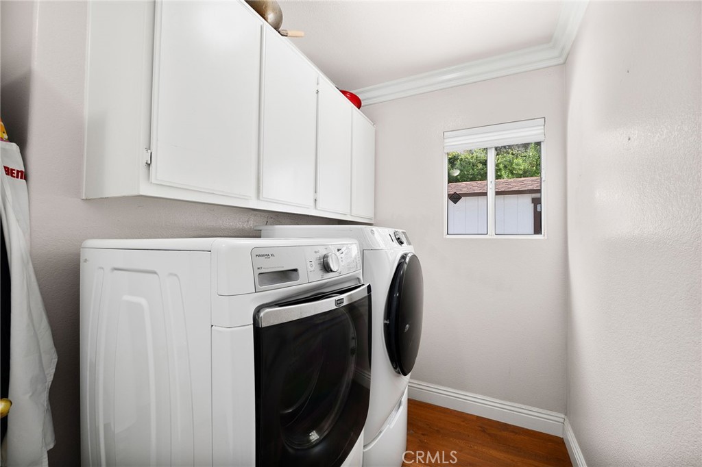 12759 East Rancho Estates Place Rancho Cucamonga, CA 91739 - Photo 28 of 69 a utility room with dryer and washer