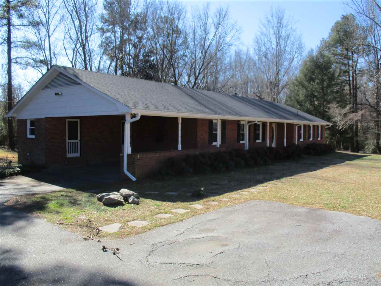 100 Hidden Hill Road Union, SC 29379 - Photo 3 of 16