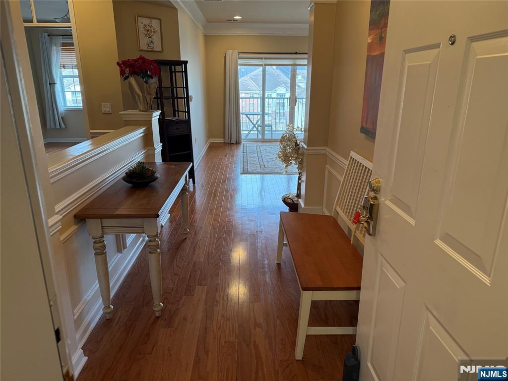 5408 Warrens Way Wanaque, NJ 07465 - Photo 4 of 36