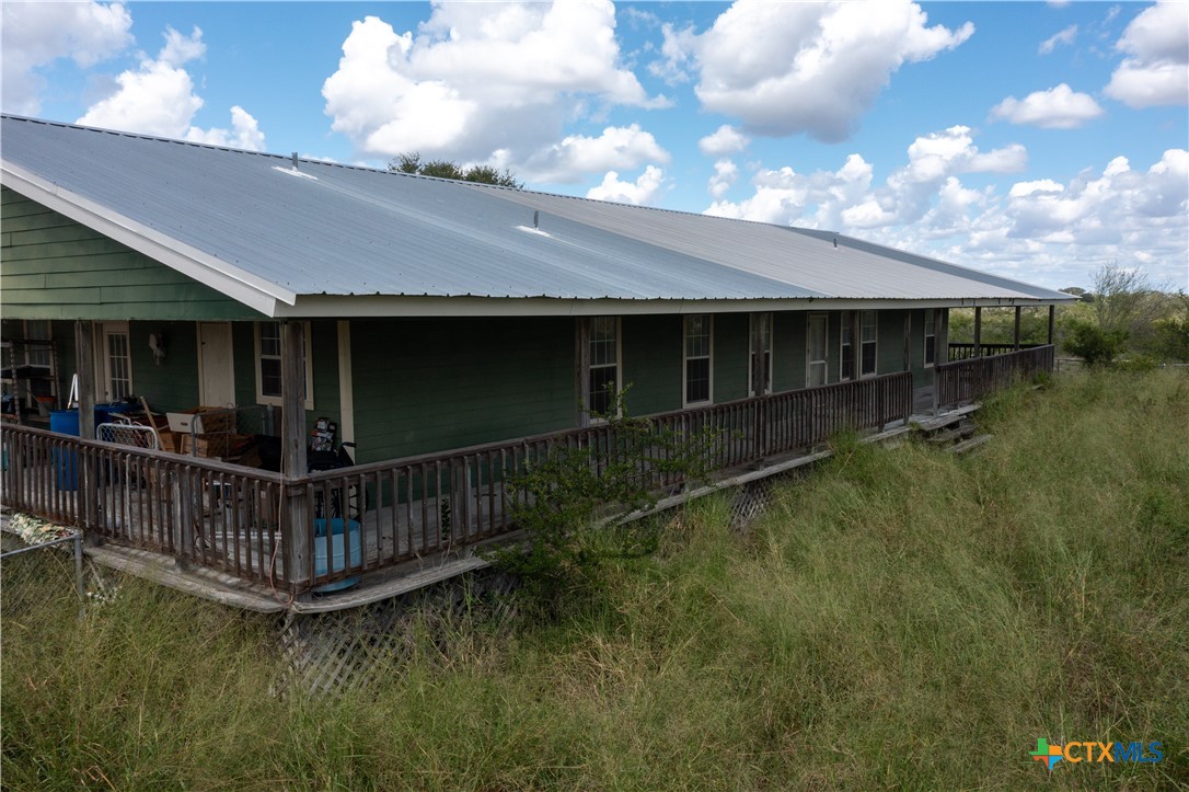 6611 Tigre Road Beeville, TX 78102 - Photo 5 of 31 a view of an roof deck