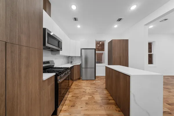 $4,250 | 1111 53rd Street, Unit 3, North Bergen, NJ 07047