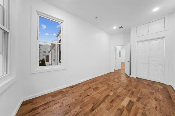 $4,250 | 1111 53rd Street, Unit 3, North Bergen, NJ 07047