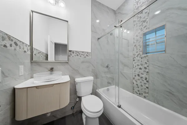 $4,250 | 1111 53rd Street, Unit 3, North Bergen, NJ 07047