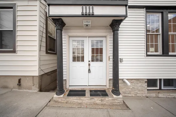 $4,250 | 1111 53rd Street, Unit 3, North Bergen, NJ 07047