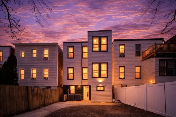 $4,250 | 1111 53rd Street, Unit 3, North Bergen, NJ 07047