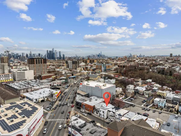 $4,250 | 1111 53rd Street, Unit 3, North Bergen, NJ 07047