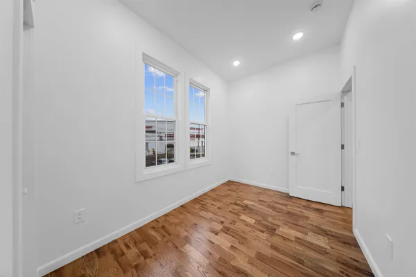 $4,250 | 1111 53rd Street, Unit 3, North Bergen, NJ 07047