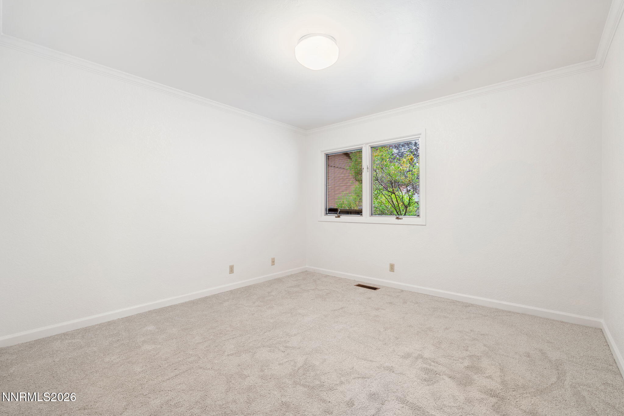 2008 Sunburst Way Reno, NV 89509 - Photo 19 of 24 42-web-or-mls-DSC01817