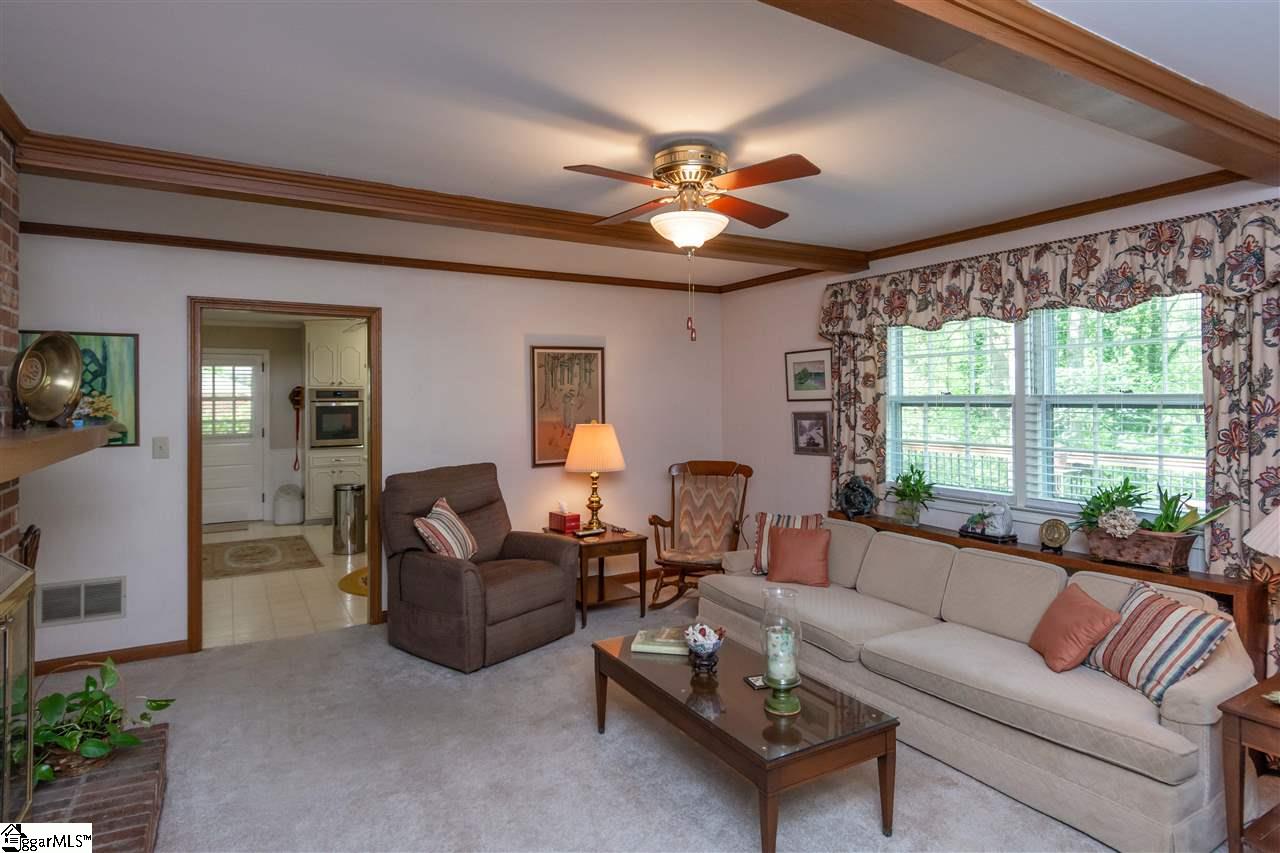 101 Randy Drive Taylors, SC 29687 - Photo 5 of 32 Gallery Image 5