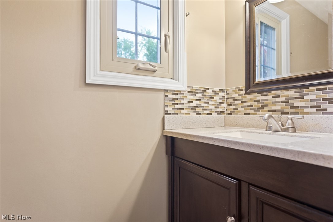 868 Ewing Road Youngstown, OH 44512 - Photo 13 of 17 Gallery Image 13