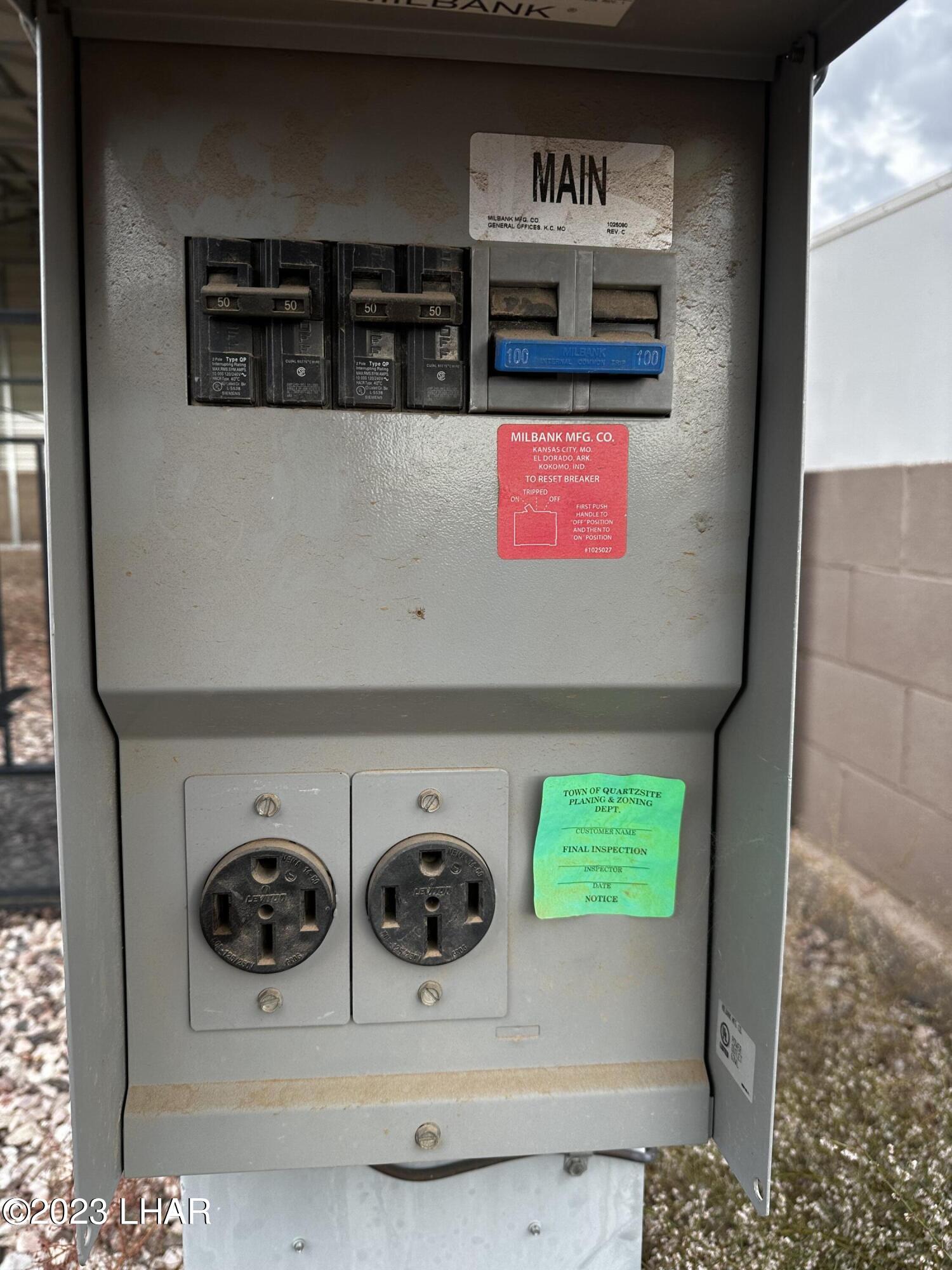 21 North Saguaro Road Quartzsite, AZ 85346 - Photo 2 of 2 RV Hook up
