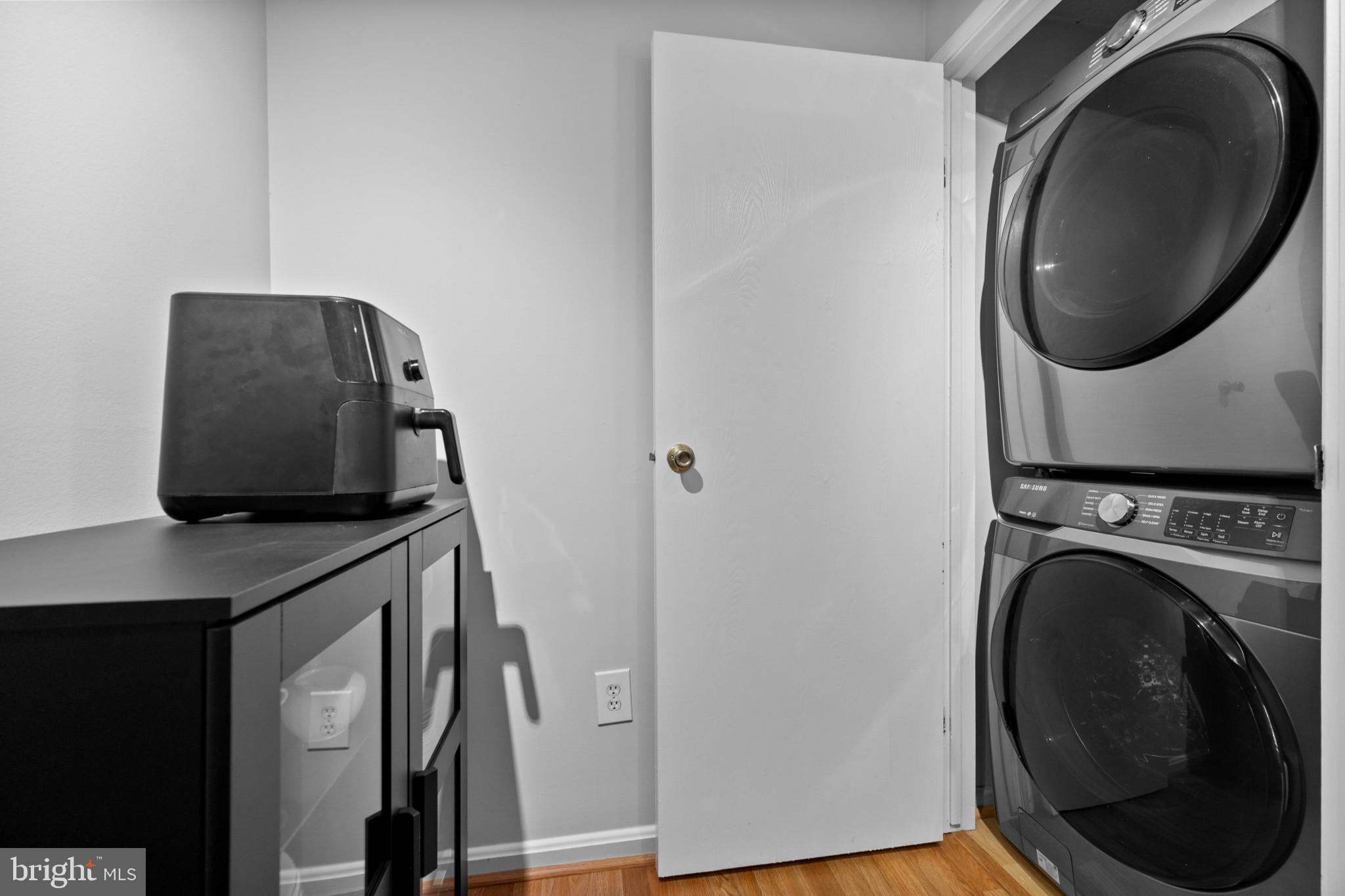 5974 Watch Chain Way, Unit 1005 Columbia, MD 21044 - Photo 15 of 17 Laundry