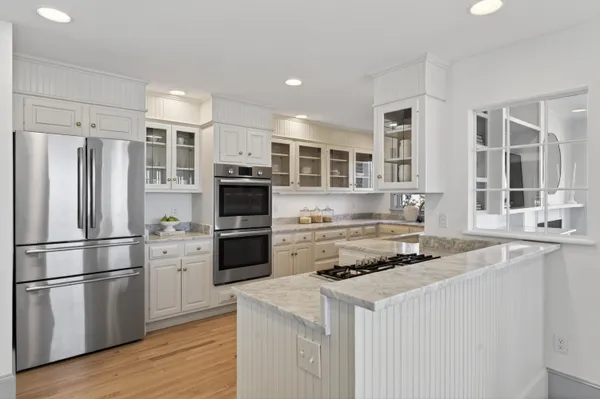 $3,150,000 | 16 Town Landing Road, Cumberland, ME 04110