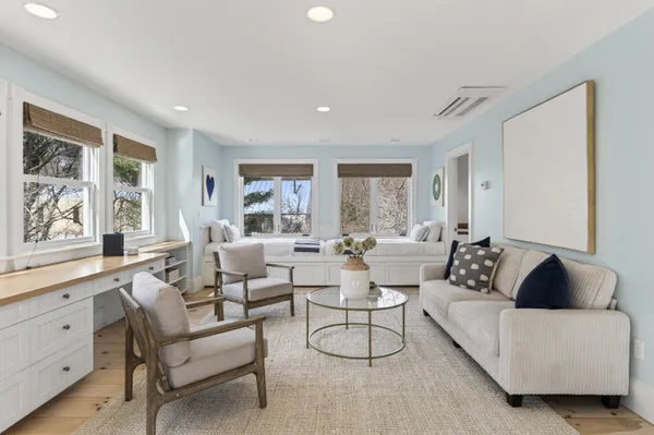 $3,150,000 | 16 Town Landing Road, Cumberland, ME 04110