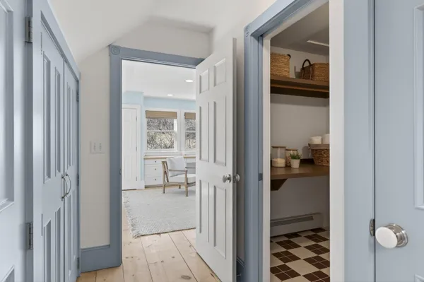 $3,150,000 | 16 Town Landing Road, Cumberland, ME 04110