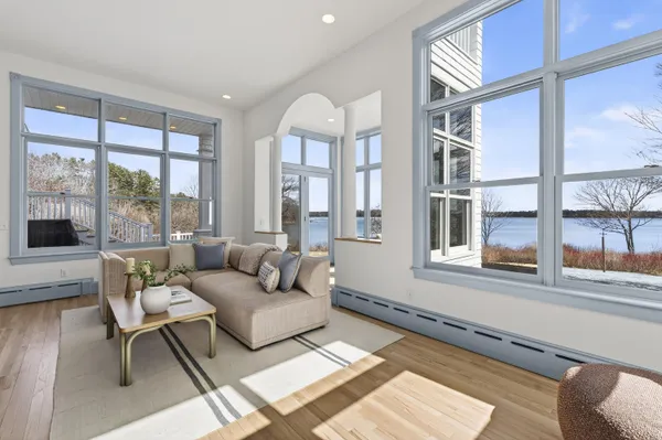 $3,150,000 | 16 Town Landing Road, Cumberland, ME 04110