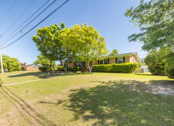 $1,400 | 240 Maywood Drive, Augusta, GA 30907
