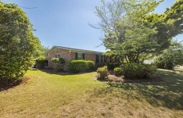 $1,400 | 240 Maywood Drive, Augusta, GA 30907