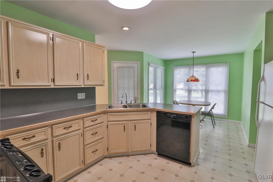 6802 Anthony Road Bethlehem, PA 18017 - Photo 16 of 38 Gallery Image 16