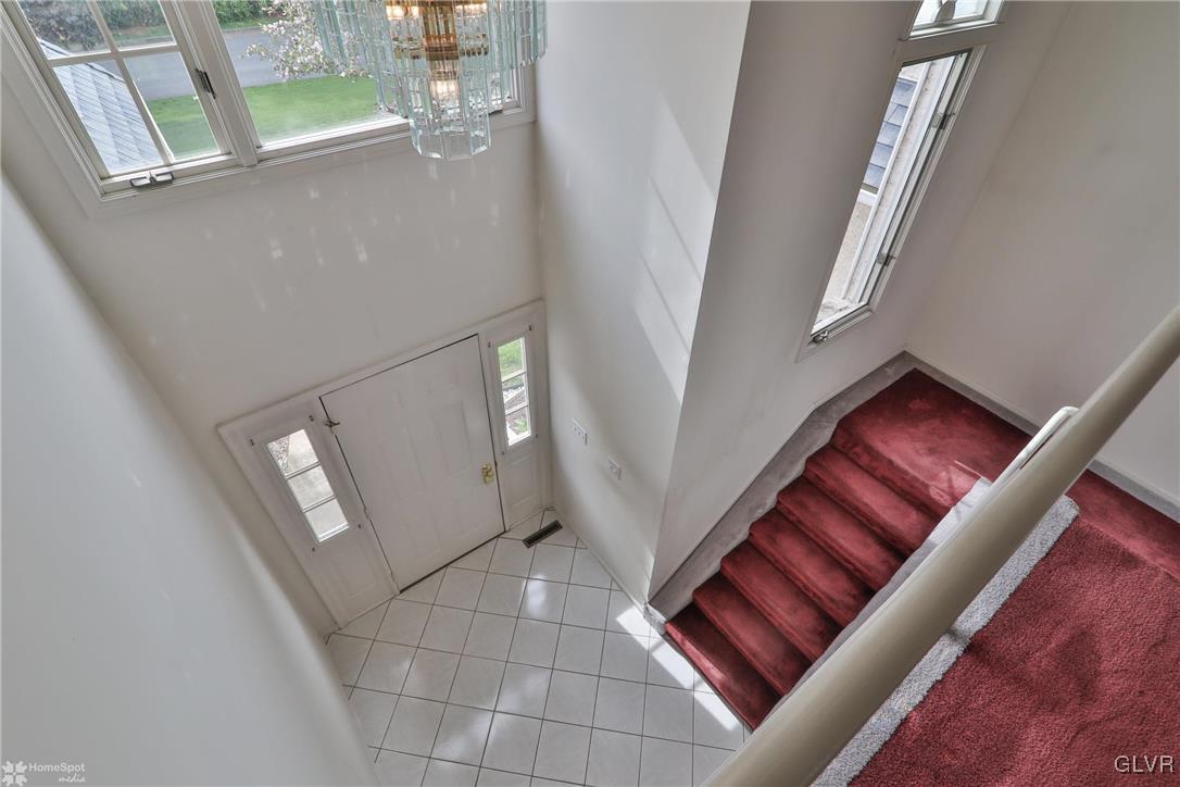 6802 Anthony Road Bethlehem, PA 18017 - Photo 8 of 38 Gallery Image 8