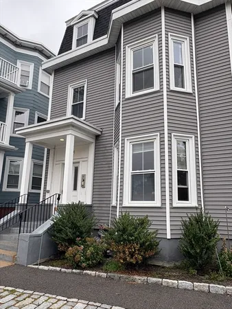$3,850 | 755 Somerville Avenue, Unit 2, Somerville, MA 02143