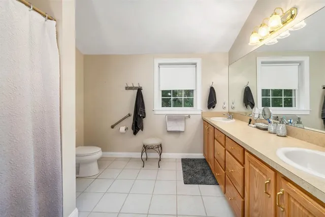 $2,200 | 47 Winterhaven Road, Wolfeboro, NH 03894