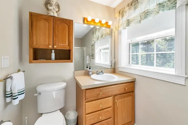 $2,200 | 47 Winterhaven Road, Wolfeboro, NH 03894