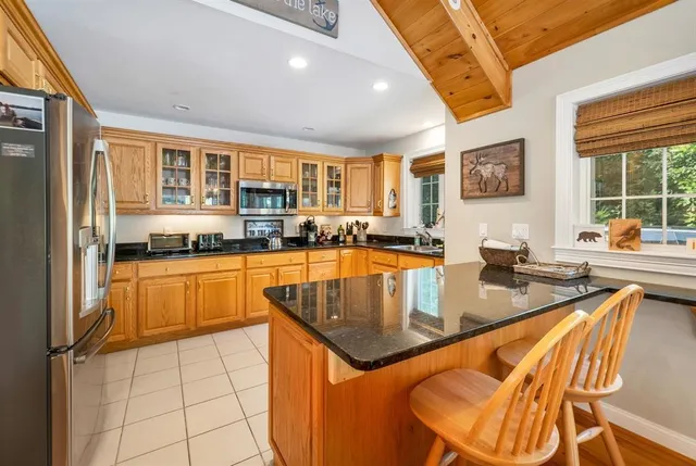 $2,200 | 47 Winterhaven Road, Wolfeboro, NH 03894