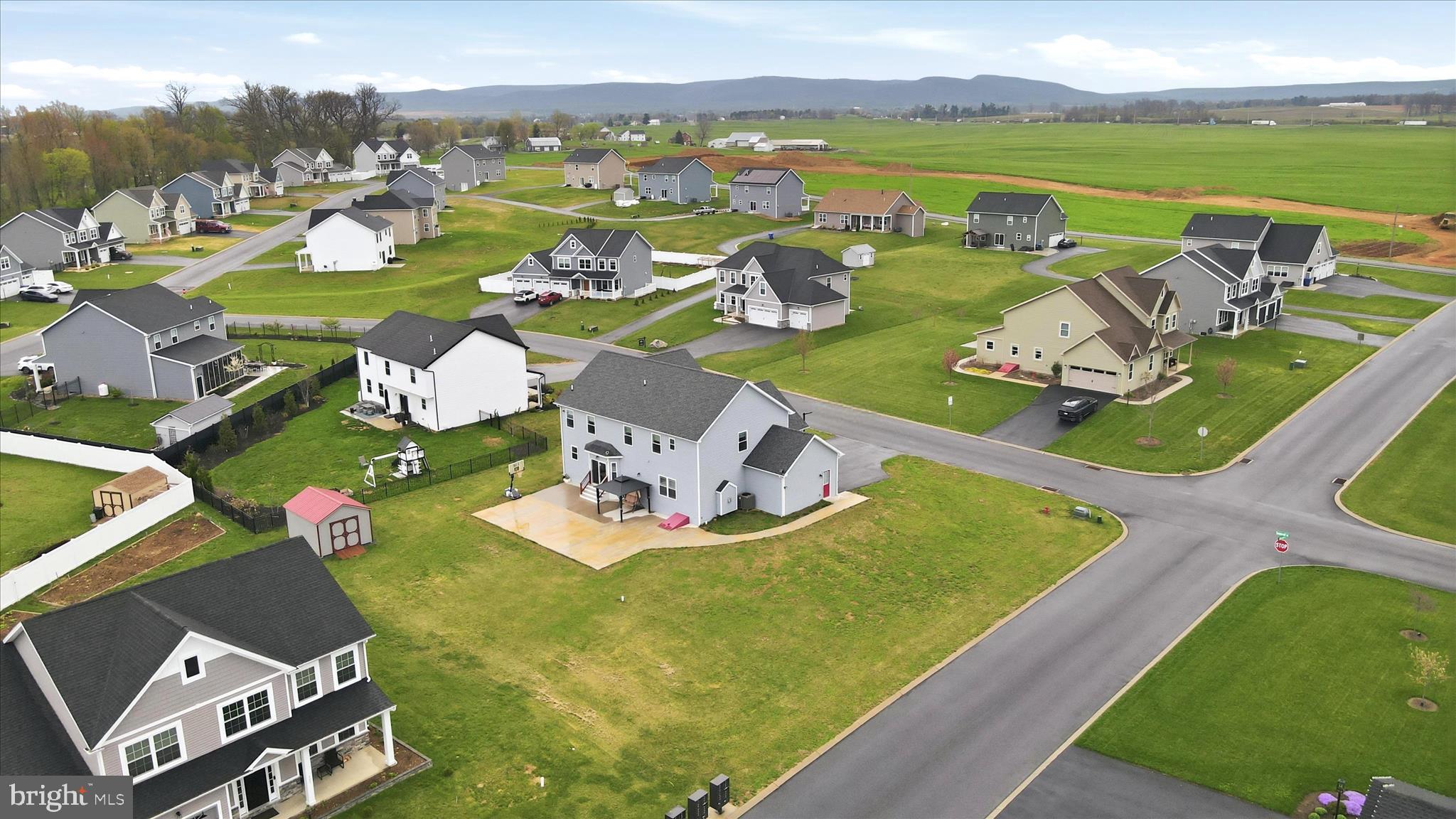 2503 Somerset Road Chambersburg, PA 17202 - Photo 4 of 51