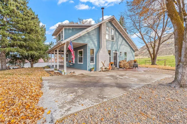 $610,000 | 3684 West South Slope Road, Emmett, ID 83617