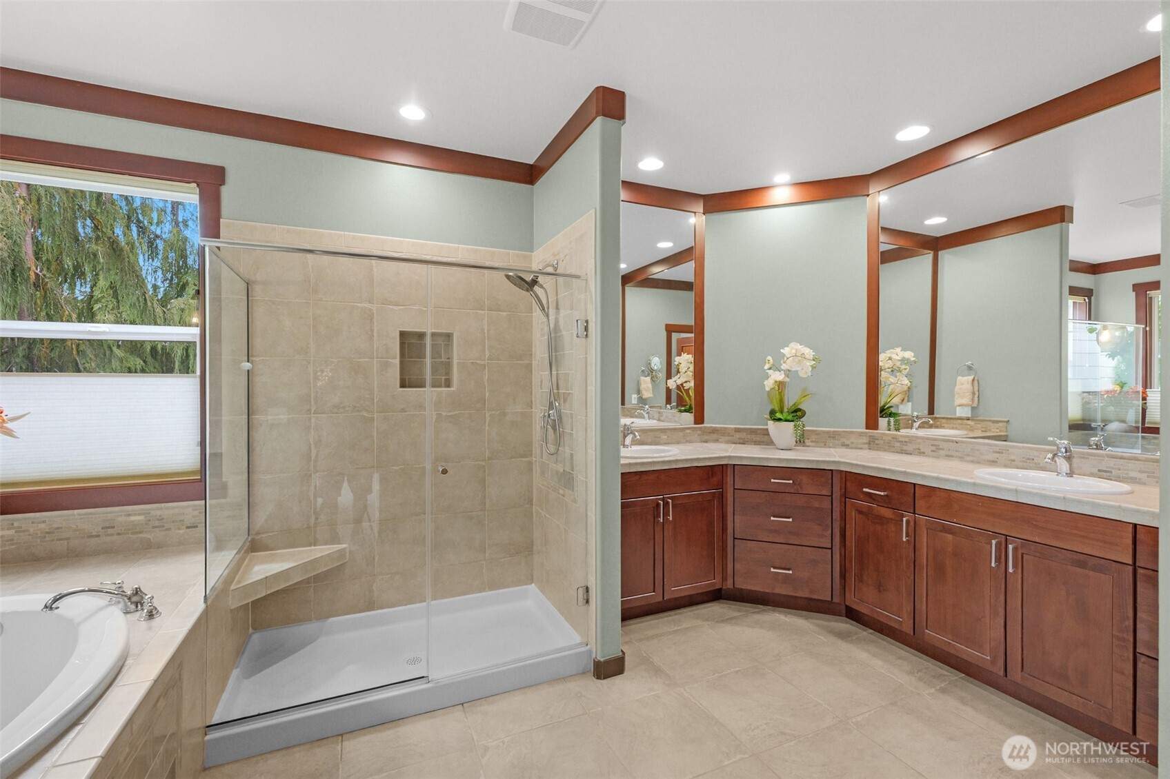 27773 254th Way Southeast Maple Valley, WA 98038 - Photo 16 of 40