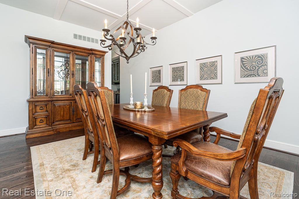 611 Wellington Circle Rochester Hills, MI 48309 - Photo 23 of 70