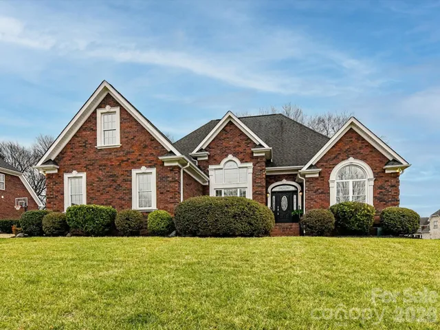 $560,000 | 702 King Fredrick Lane Southwest, Concord, NC 28027