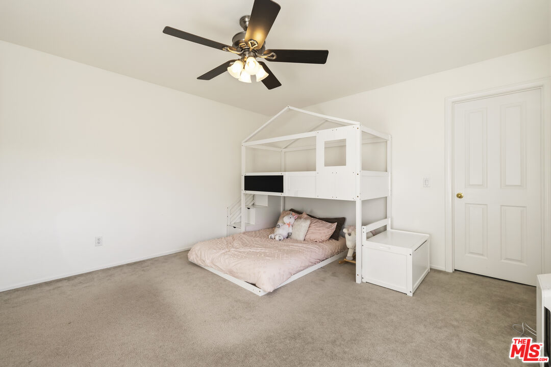 32610 Ridge Top Lane Castaic, CA 91384 - Photo 31 of 50