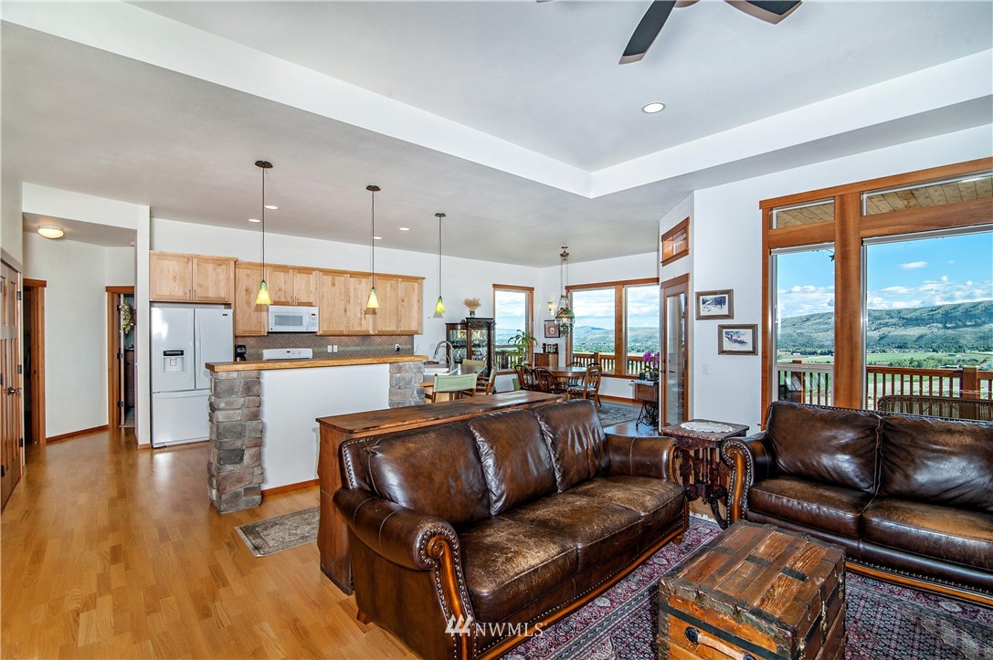 440 Ridge Road Ellensburg, WA 98926 - Photo 4 of 25 Gallery Image 4