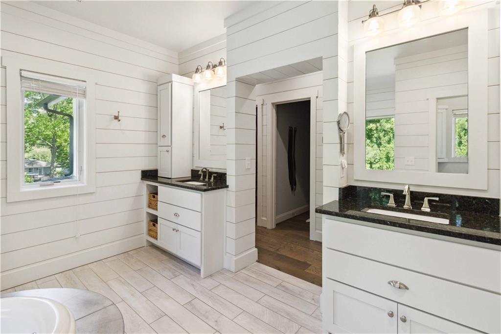 2381 Drew Valley Road Northeast Atlanta, GA 30319 - Photo 16 of 52