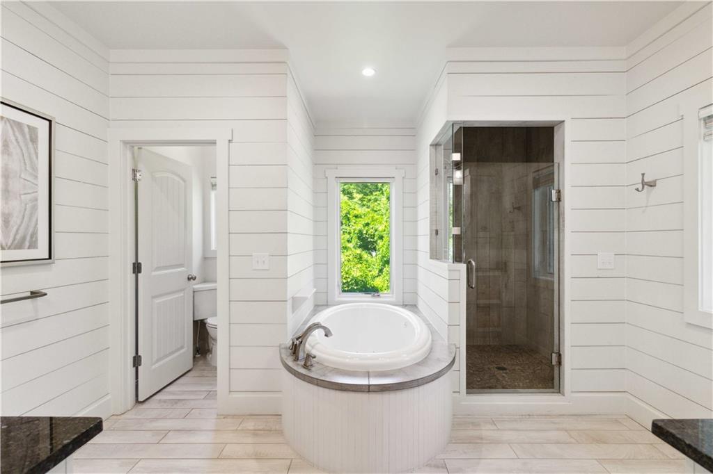 2381 Drew Valley Road Northeast Atlanta, GA 30319 - Photo 17 of 52