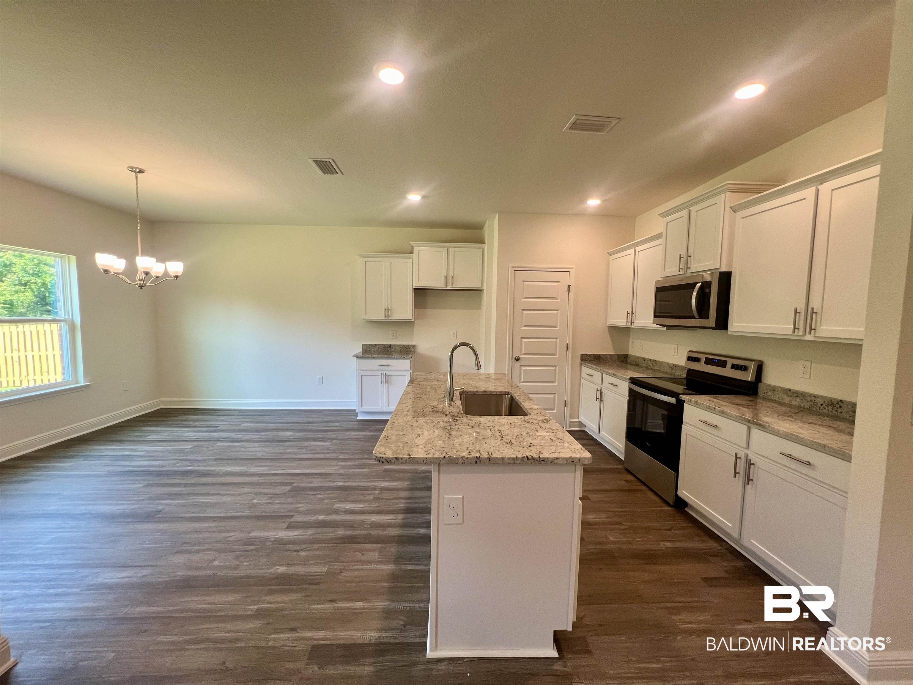1115 Pencarro Boulevard Foley, AL 36535 - Photo 10 of 25 Gallery Image 10