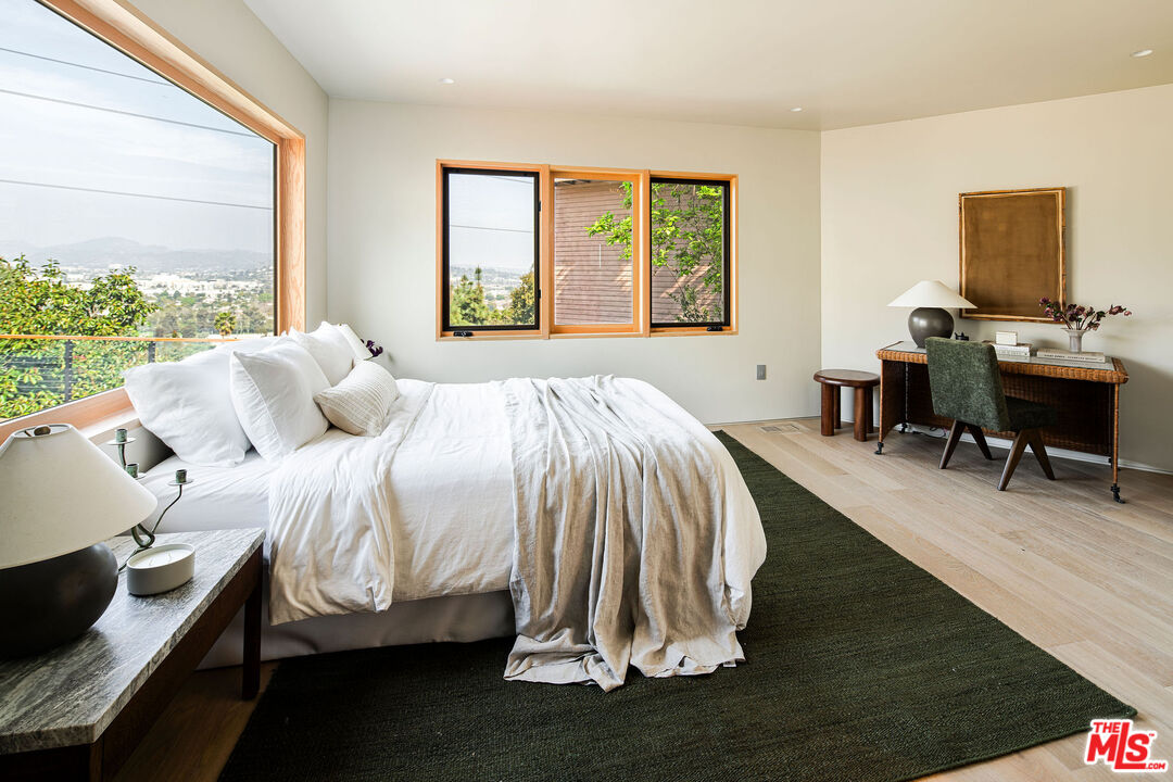 3736 Lowry Road Los Angeles, CA 90027 - Photo 24 of 32 Gallery Image 24