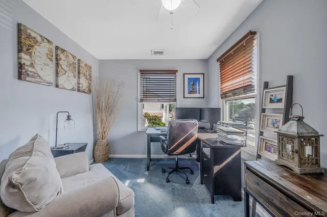 $619,000 | 29 N Plaza, Amity Harbor, NY 11701