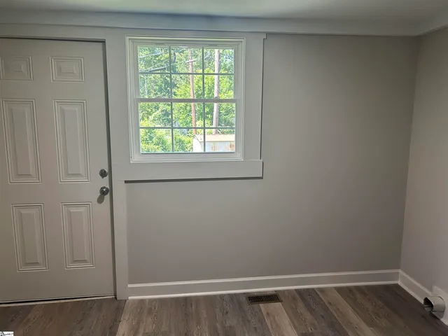 $249,900 | 106 Washington Street, Clinton, SC 29325